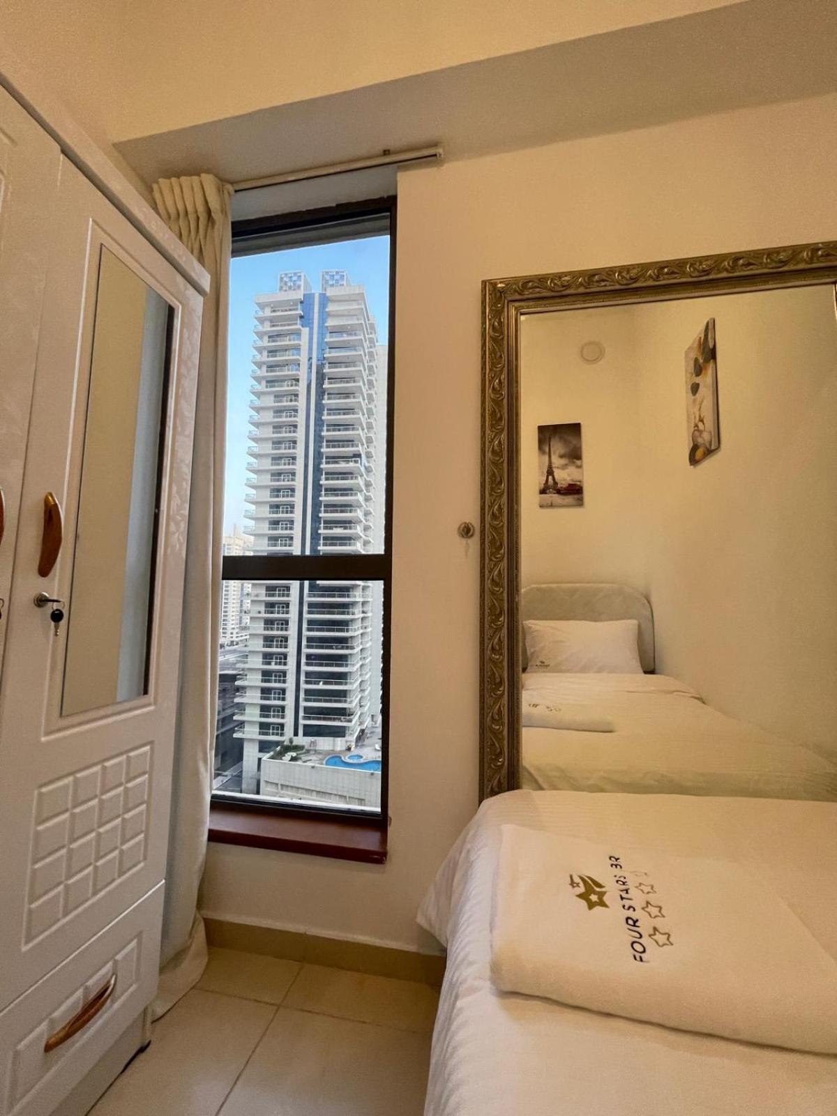 מלון Four Stars Dubai Marina Jbr מראה חיצוני תמונה